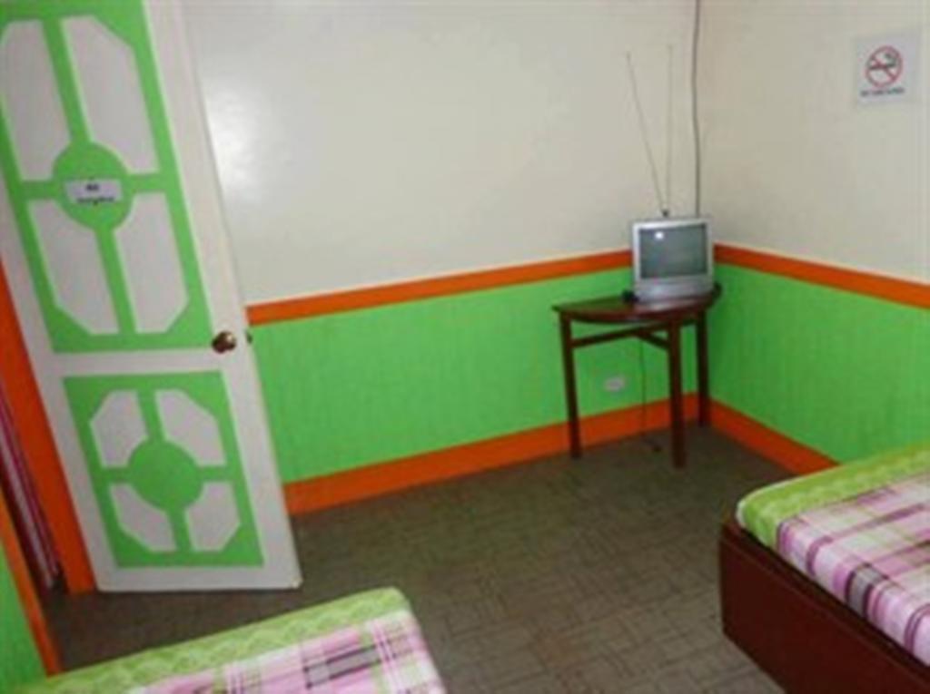 Np Festival Inn Kalibo Cameră foto